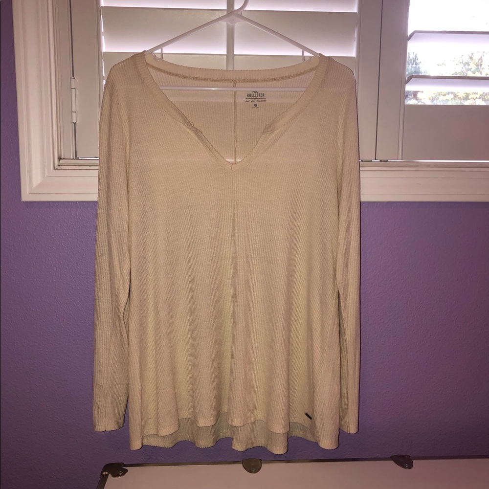 Hollister sweater